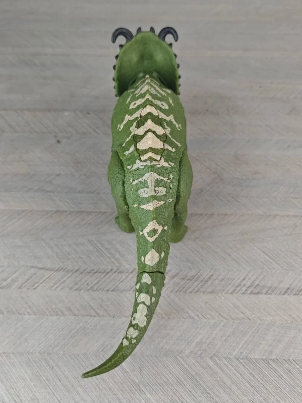 Jurassic World Fallen Kingdom Sinoceratops Roarivores Action Figure 2017